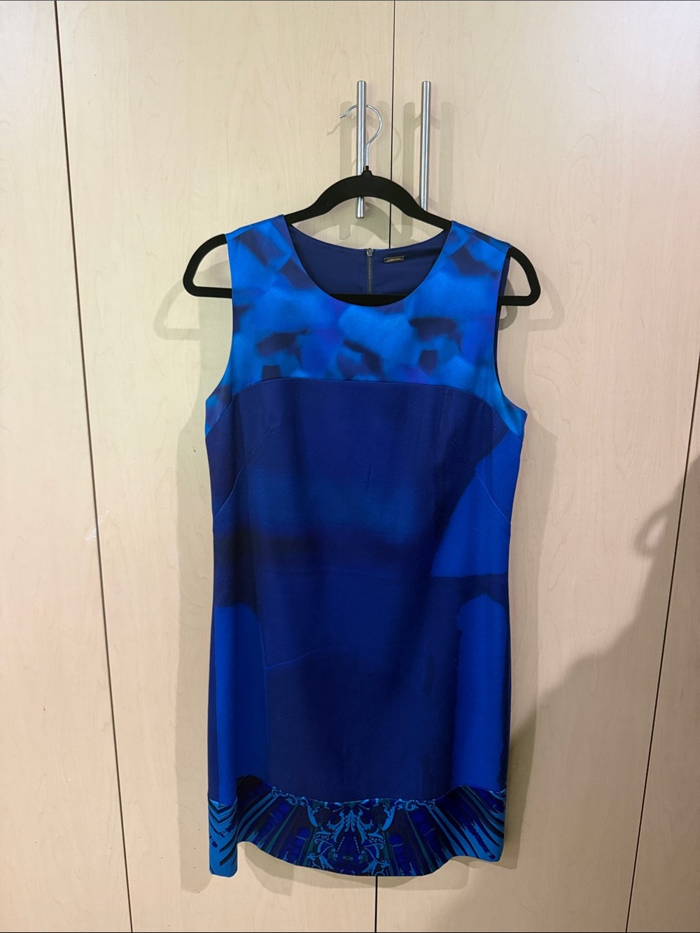 Tahari Blue Ombre Sleeveless Midi Shift Dress